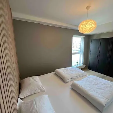 Apartamento Sentrums-naer Med Sjoutsikt *